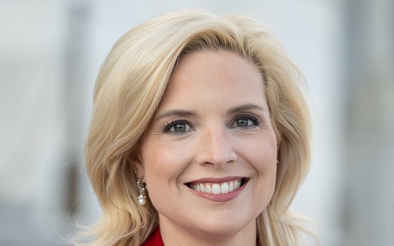 Ashley Hinson Photo