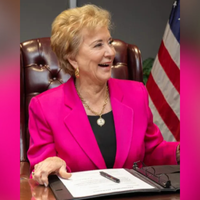 Linda McMahon