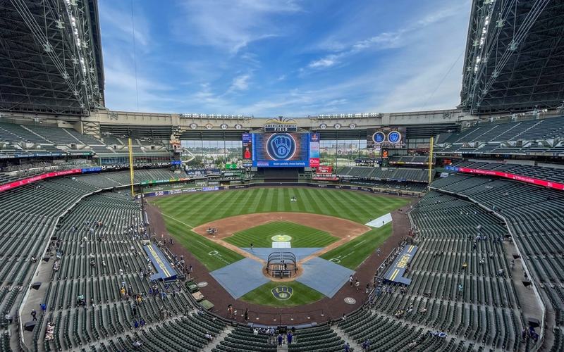 Milwaukee Brewers