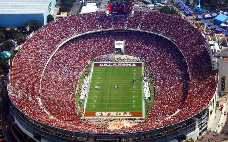 Oklahoma vs Texas Football