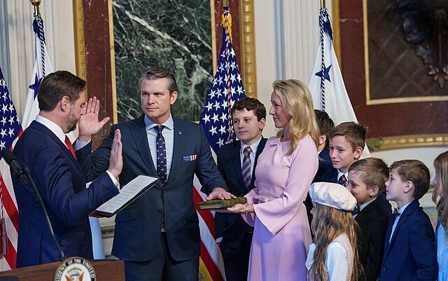 Pete Hegseth Photo