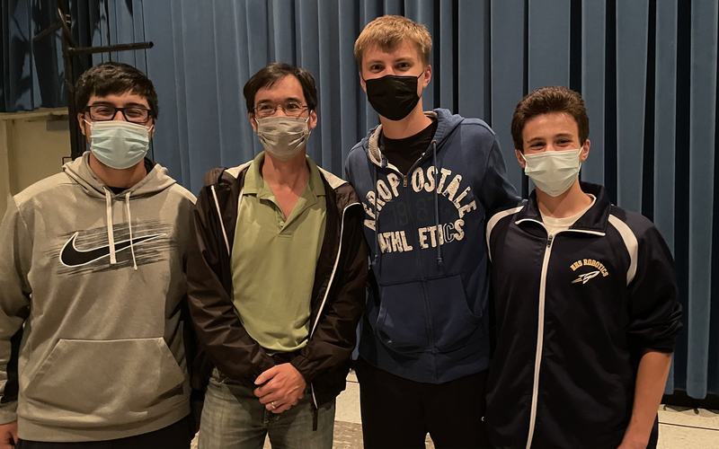 Professor_Tao_with_his_Devoted_Students