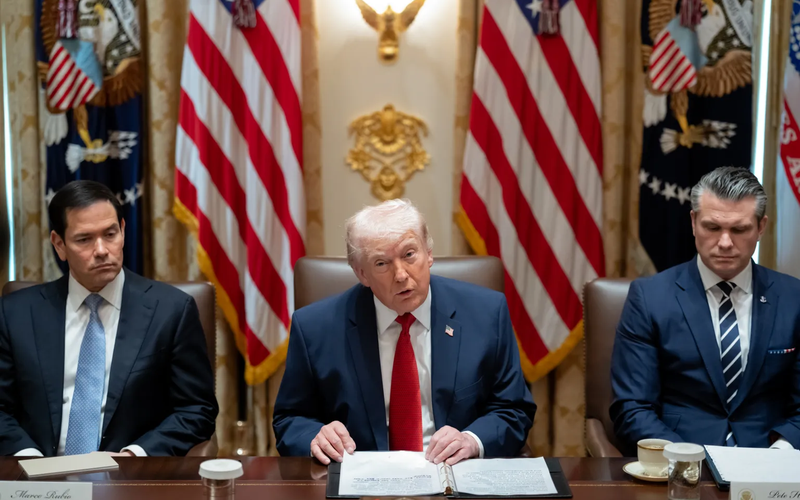 Trump talking to the cabient