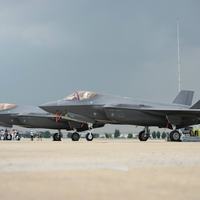 US Bases Jet