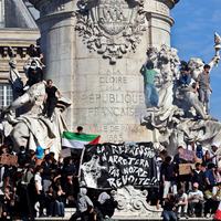French Riots - FreCha (Photo/License)