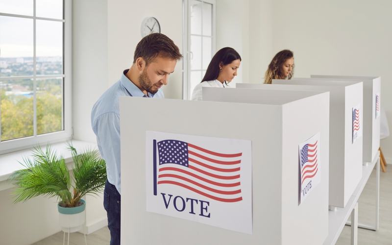 People Voting