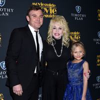 LOS ANGELES - FEB 5 - Ricky Schroder, Dolly Parton and Alivia Lyn Lind arrives at the 24th Annual MovieGuide Awards on February 5, 2016 in Los Angeles, CA.