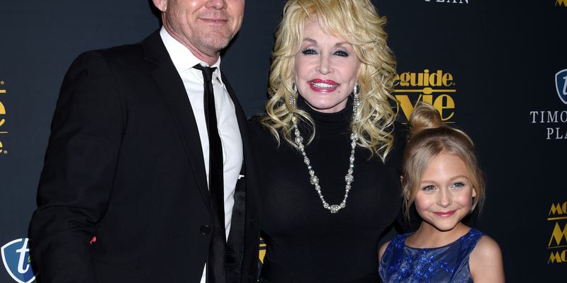 LOS ANGELES - FEB 5 - Ricky Schroder, Dolly Parton and Alivia Lyn Lind arrives at the 24th Annual MovieGuide Awards on February 5, 2016 in Los Angeles, CA.