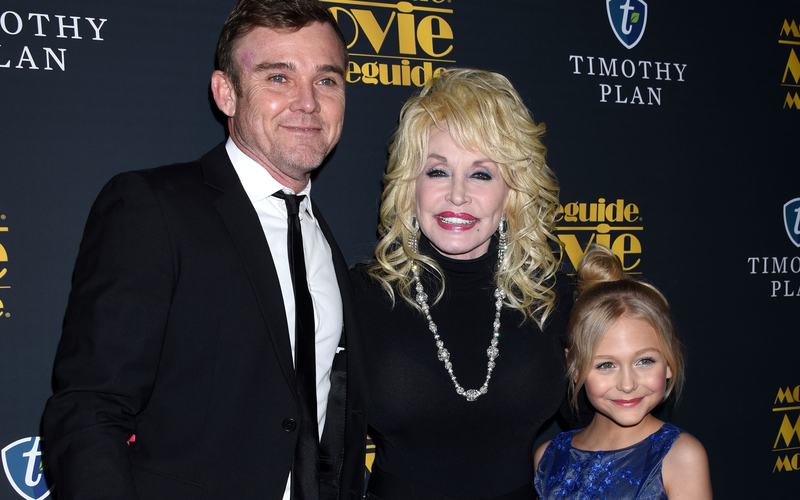 LOS ANGELES - FEB 5 - Ricky Schroder, Dolly Parton and Alivia Lyn Lind arrives at the 24th Annual MovieGuide Awards on February 5, 2016 in Los Angeles, CA.